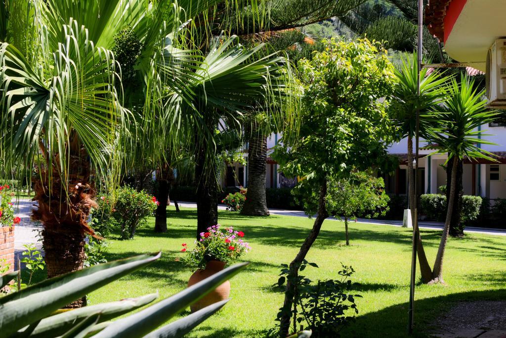 Resort Sciabache Дзамброне Екстериор снимка