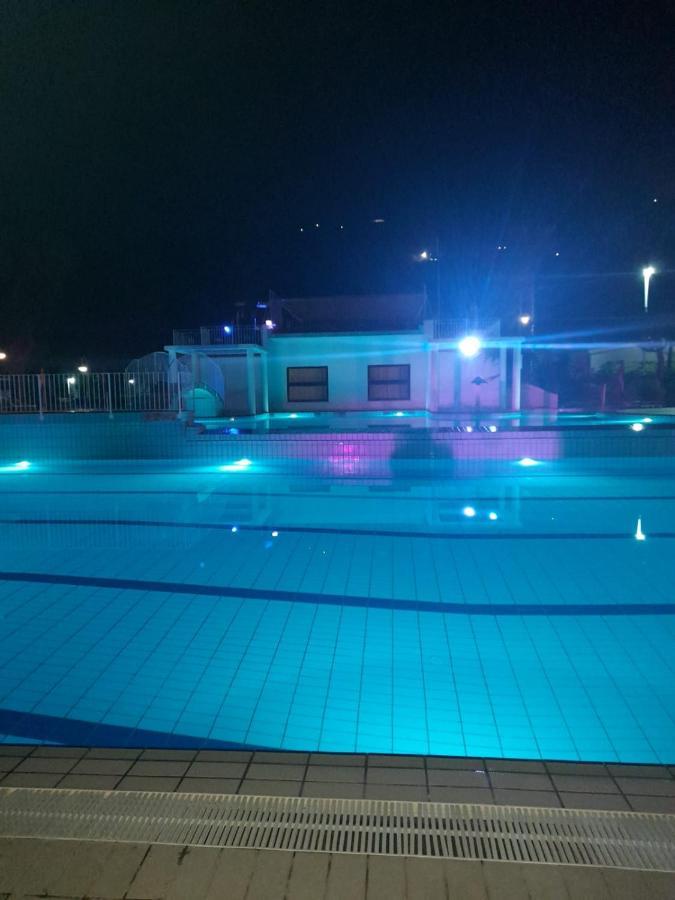 Resort Sciabache Дзамброне Екстериор снимка