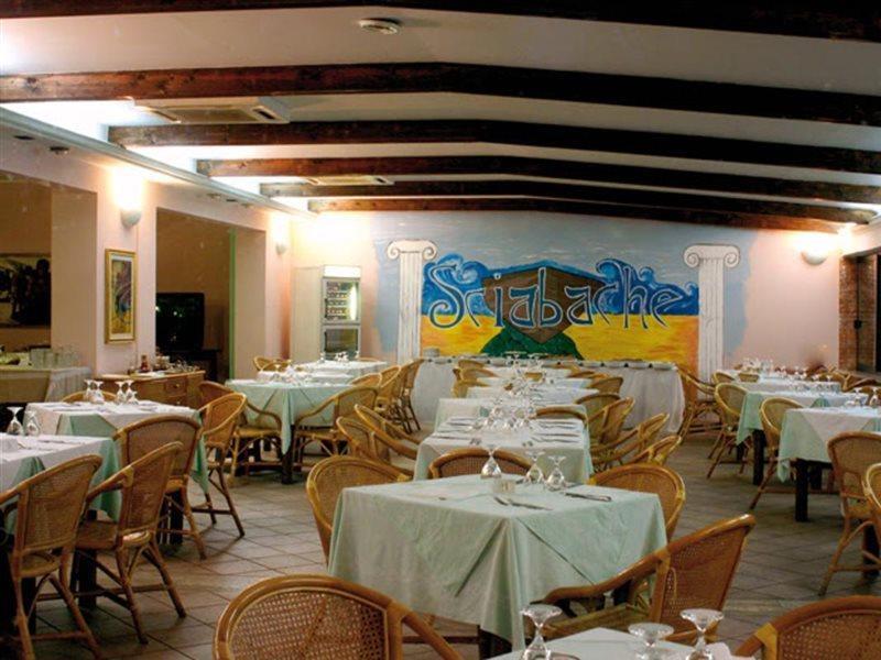 Resort Sciabache Дзамброне Екстериор снимка