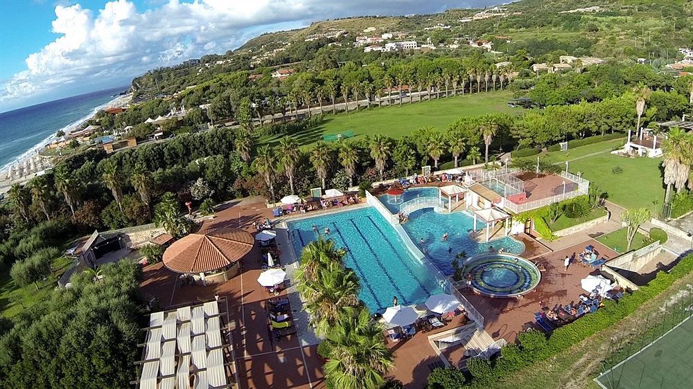 Resort Sciabache Дзамброне Екстериор снимка